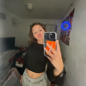 Meet your Posher, Faith